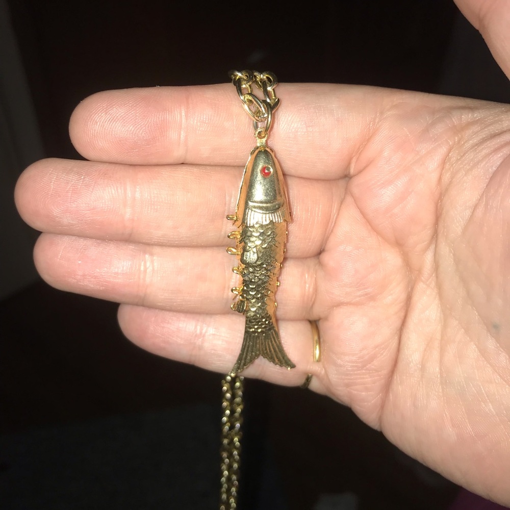 Artsy wiggle fish gold toned pendant